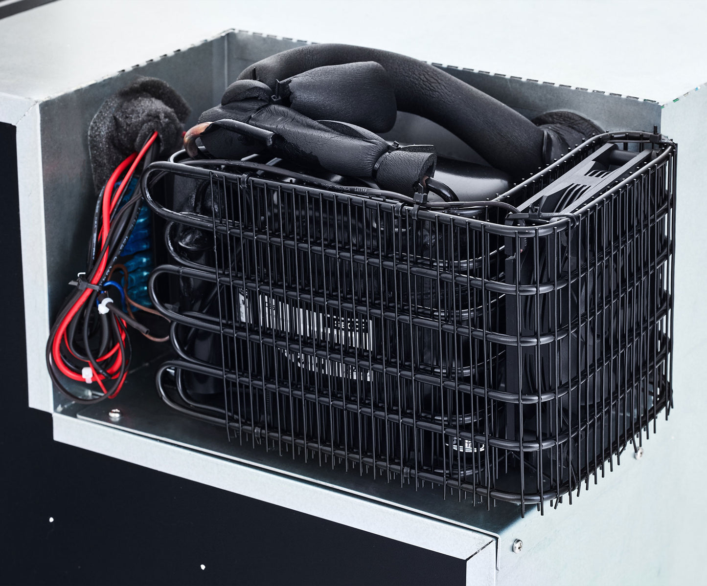 BUSHMAN DC85-X CARAVAN FRIDGE