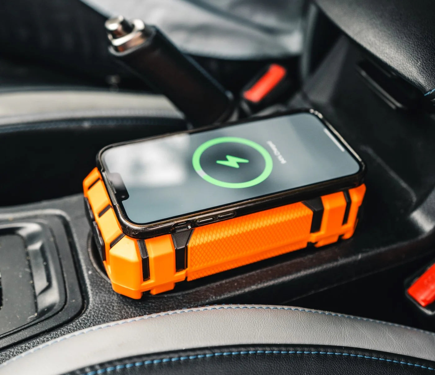 JUMPSTARTER S2000A 17KMAH H/D CASE 500L TORCH