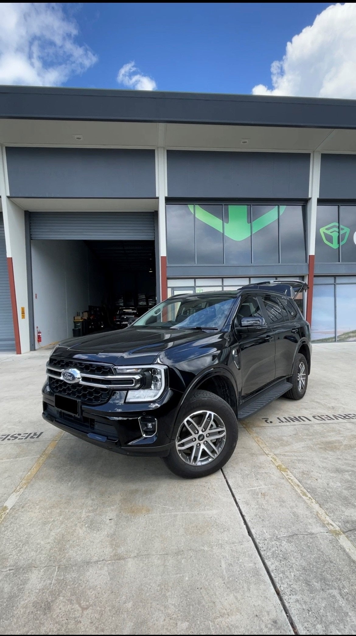 FORD NEXT GEN EVEREST BEHIND SEAT DUAL BATTERY COMPLETE PACKAGE