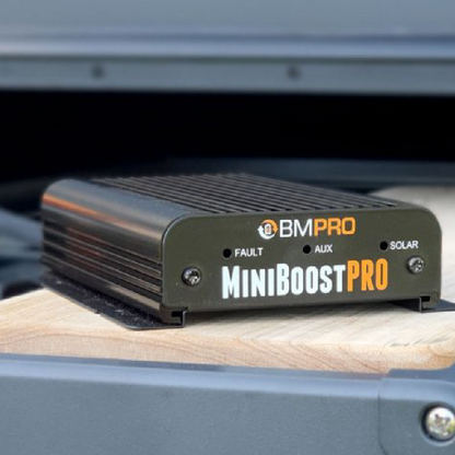 MINIBOOSTPRO 12V 30A DC-DC CHARGER + SOLAR